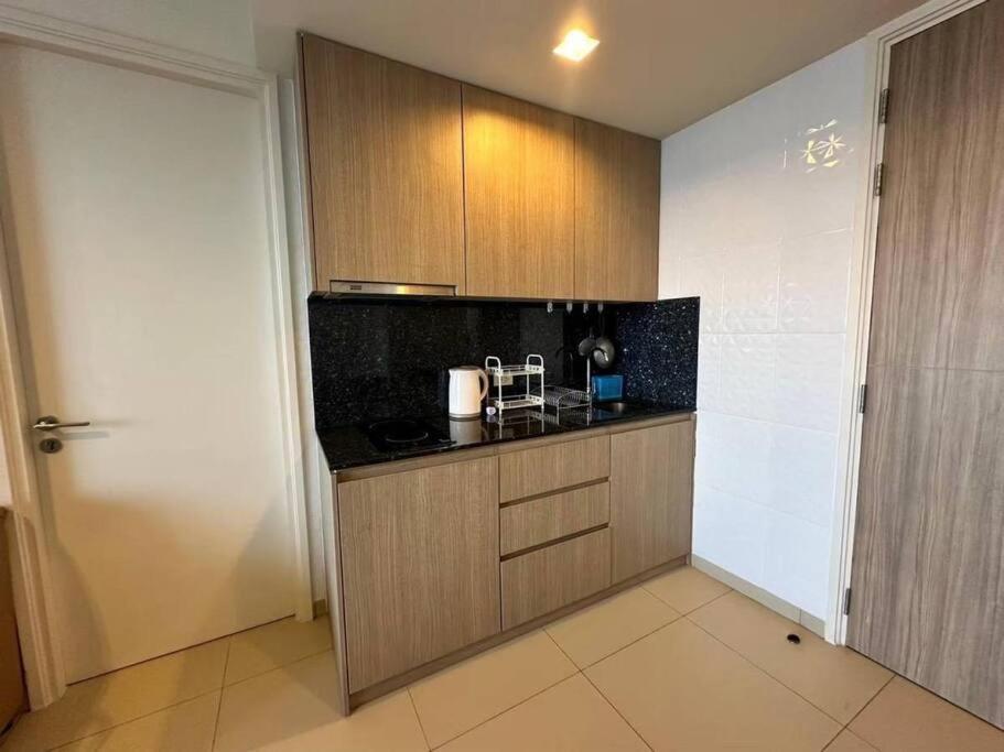 Sea View -High Floor 2 Bed Room Excellent Location Pattaya Exterior photo